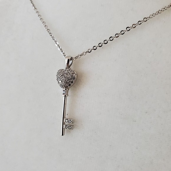 Chomel Silver Tone Cubic Zirconia Key Statement Necklace Dainty Feminine - Picture 6 of 10